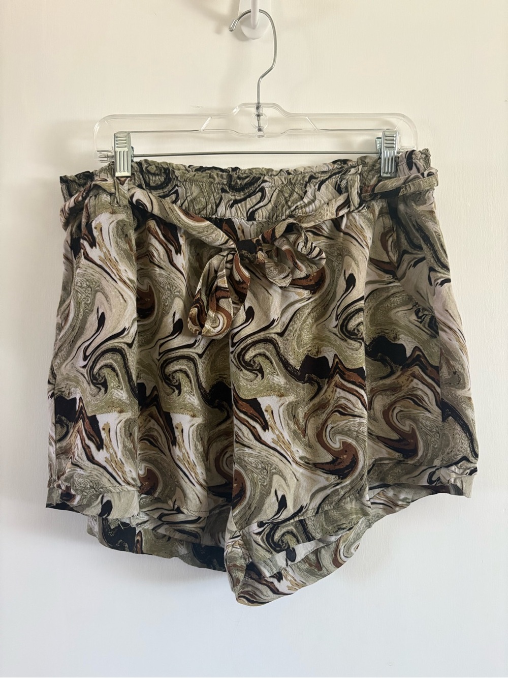 High-Waist Marble Print Tie-Waist Shorts — Olive & Brown